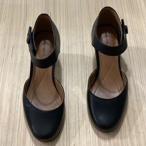 Easy Spirit Black Women's Heels